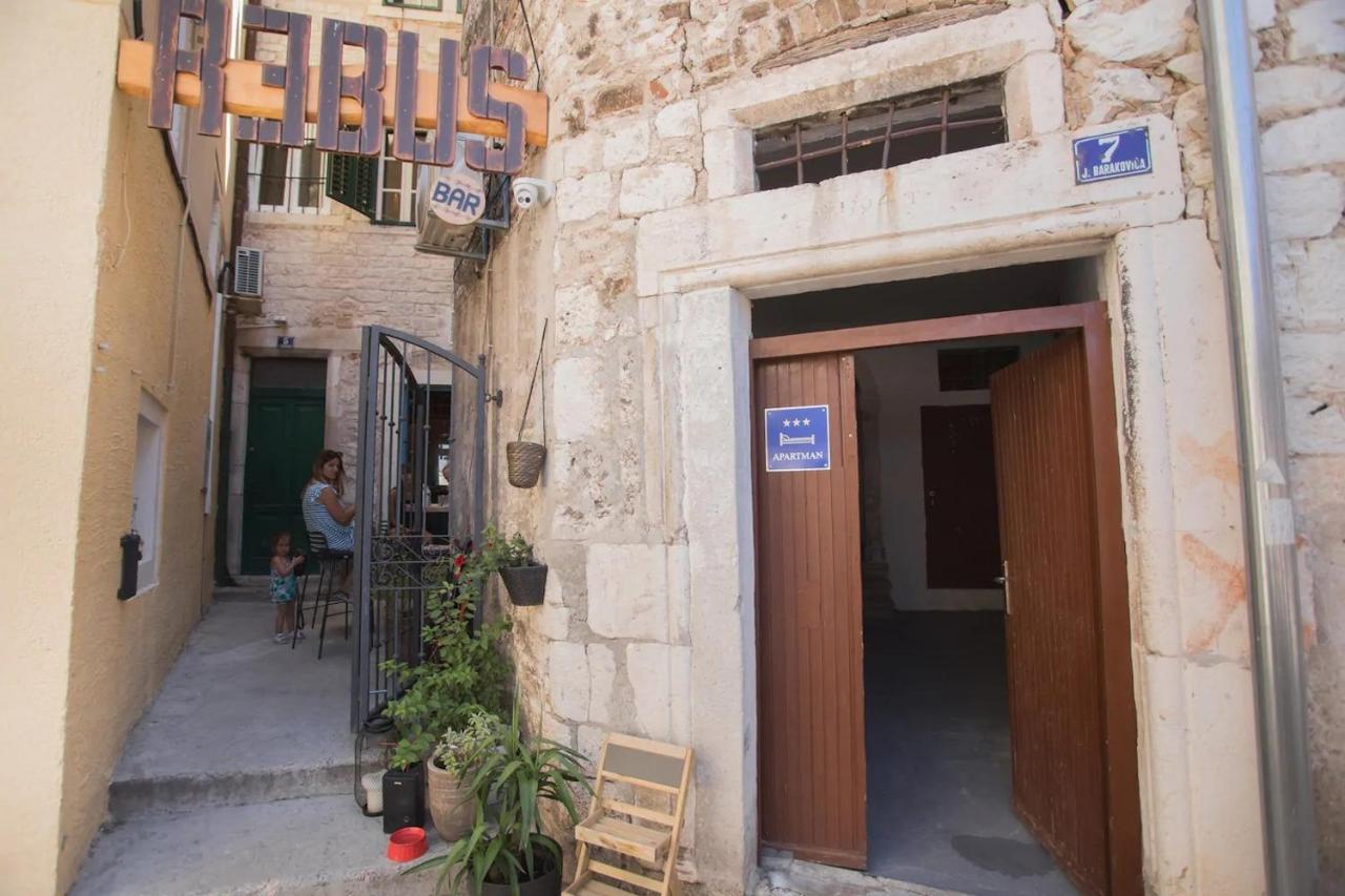 Primadonna Apartments Sibenik Luaran gambar
